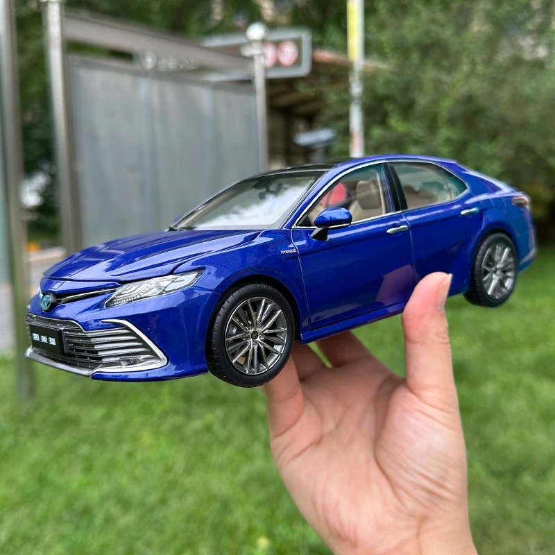 1:18 2021 Toyota Camry Alloy Model